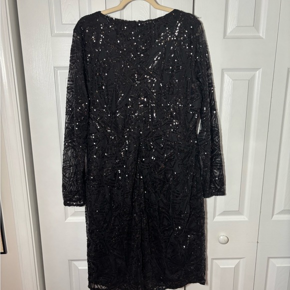 NWT !! City Chic Black Sequin Long Sleeve Dress- Women’s Plus Size 18 - Picture 4 of 4